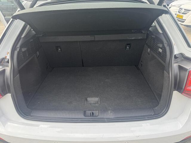 Audi Q2 1.4 TFSI CoD Design Leer | Navigatie | 190 PK