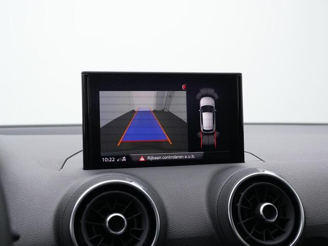Audi Q2 35 TFSI 150 pk S-tronic S Edition / S-Line | Achteruitrijcamera | Adaptive Cruise | Navigatie | Side Assist