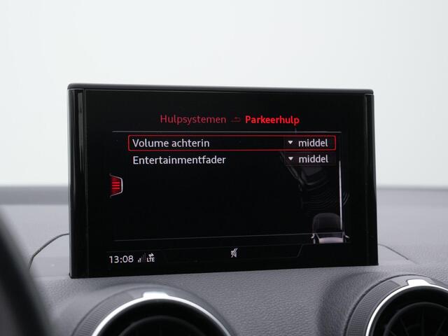 Audi Q2 35 TFSI 150 pk S-tronic Ambition | Sportstoelen | Stoelverwarming | Navigatie