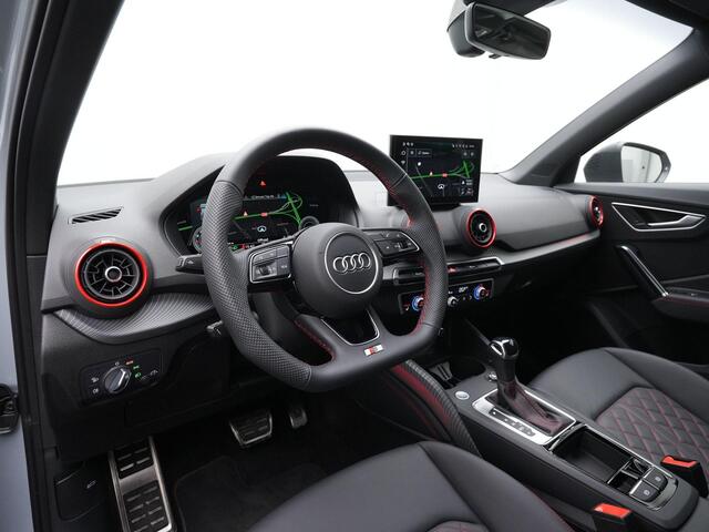 Audi Q2 35 TFSI 150 pk S-tronic S-Line | Trekhaak | Leder | Matrix LED | Achteruitrijcamera | Stoelverwarming