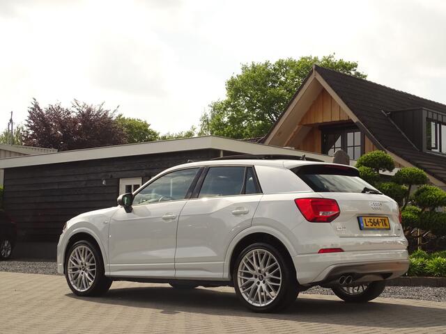 Audi Q2 40 TFSI quattro S-Line | Pano | 3x S-Line | Leer | Donkere hemel | Stoelverw | NAV