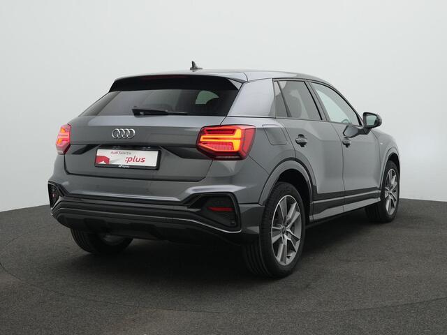 Audi Q2 35 TFSI 150 pk S-tronic S-Line | Trekhaak | Leder fijnnappa | Matrix LED | Achteruitrijcamera | Navigatie | Adaptive Cruise