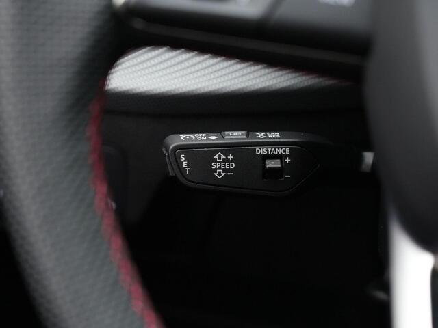 Audi Q2 35 TFSI 150 pk S-tronic S-Line | Trekhaak | Leder fijnnappa | Matrix LED | Achteruitrijcamera | Navigatie | Adaptive Cruise