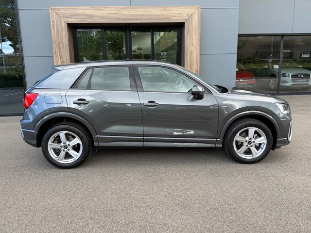 Audi Q2 35 TFSI 150pk S-tronic S-line | Camera | Carplay | Adap. Cruise | Rijklaar incl. garantie