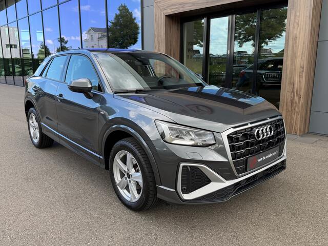 Audi Q2 35 TFSI 150pk S-tronic S-line | Camera | Carplay | Adap. Cruise | Rijklaar incl. garantie