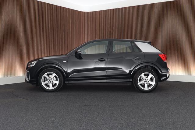 Audi Q2 35 TFSI 150pk S-Tronic S Edition Virtual Cockpit Stoelverwarming Camera 2x S-Line