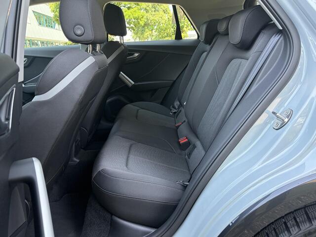 Audi Q2 35 TFSI Advanced edition / 1e Eigenaar / Trekhaak / Camera / Sensoren / Carplay / Android Auto /