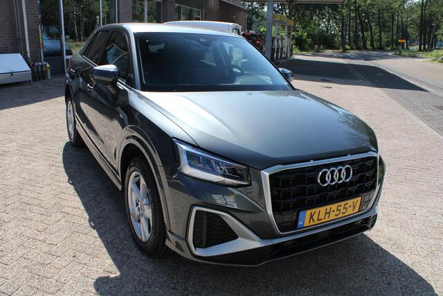 Audi Q2 35 TFSI S V-Cockpit, Carplay, CC, Stoelverwarming, Leder, Camera, Parksens. V en A, Elektr. klep, 17" LMV