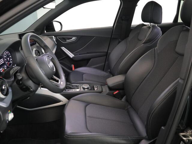 Audi Q2 35 TFSI S Edition 150 pk S-tronic | Navigatie | Panoramadak | Parkeersensoren achter | Autom. airco | Stoelverwarming | S-Line |