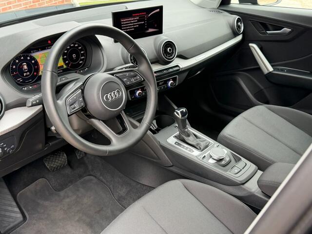 Audi Q2 35 TFSI S-tronic S-line Led / Carplay / Navigatie