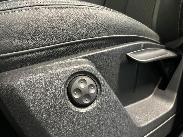 Audi Q2 35 TFSI 150pk S-Tronic S Edition · Camera · Keyless · ACC · Matrix LED · Audi Sound · Apple/Android Car Play · Virtual Cockpit ·