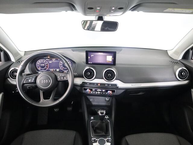 Audi Q2 30 TFSI Advanced edition 110pk 6bak| Navi| Camera| 18'LM-velgen
