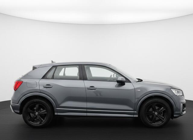 Audi Q2 35 TFSI 150PK S-LINE EDITION NAVI/PDC/HALF-LEDER