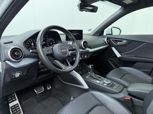 Audi Q2 35 TFSI S Edition | 150 PK | Automaat | Trekhaak | Panoramadak | 19" LM velgen | Matrix LED koplampen | Navigatiesysteem | S-line |