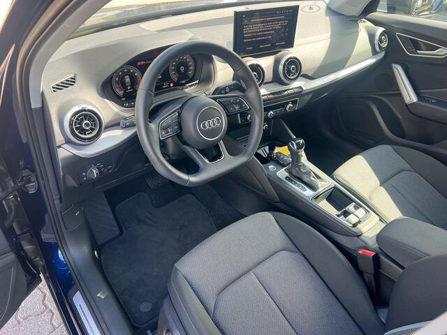 Audi Q2 35 TFSI S Line camera, navi, stoelverw, cruise
