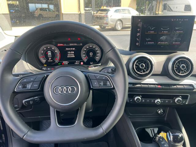 Audi Q2 35 TFSI S Line camera, navi, stoelverw, cruise