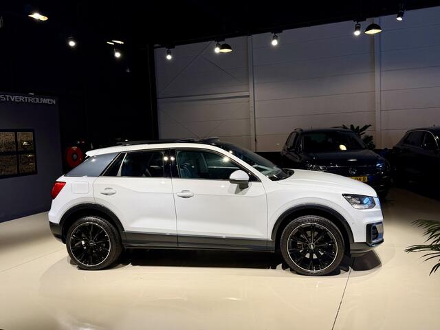 Audi Q2 TFSI Proline Panoramadak|Navi|Leer|PDC Wit!