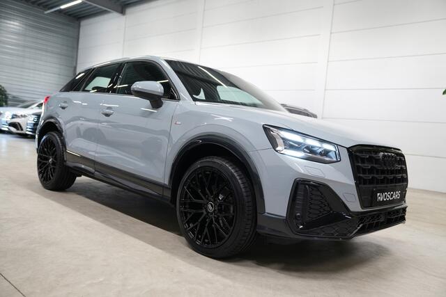 Audi Q2 35 TFSI S Edition * Matrix - Virtual - Keyless - 19" - Camera - App - Sound *