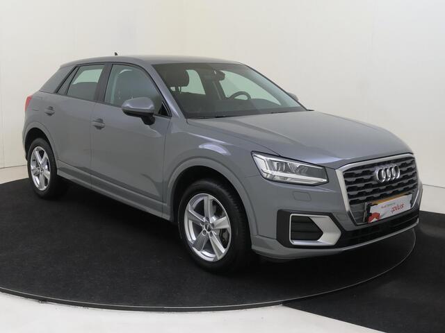 Audi Q2 30 TFSI epic | Virtual cockpit | Cruise control | Parkeersensoren achter | Stoelverwarming | Navigatie | Carplay | Sfeerverlichting | 2-zone airco |