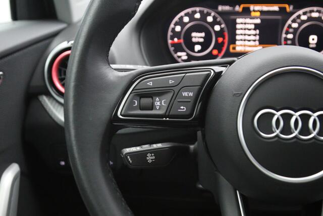 Audi Q2 35 TFSI 150 PK Automaat S-Line Edition, Panoramadak, LED, Camera, Cruise Control