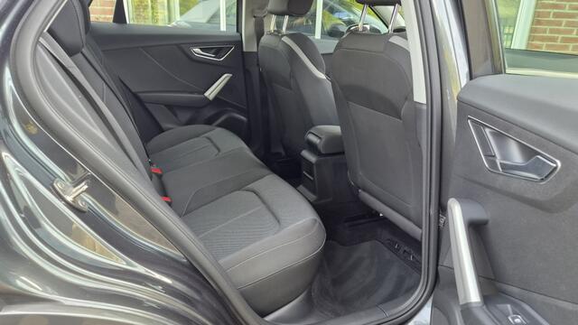 Audi Q2 35 TFSI S edition, Stoelverw, Trekhaak