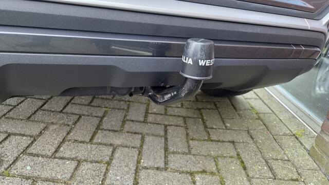 Audi Q2 35 TFSI S edition, Stoelverw, Trekhaak