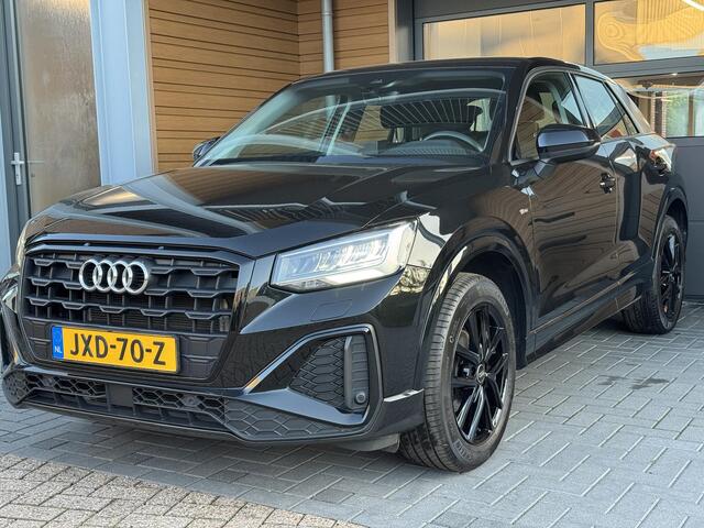Audi Q2 35 TFSI S-line,Cam,Carpl,Navi,Cruise,Leer