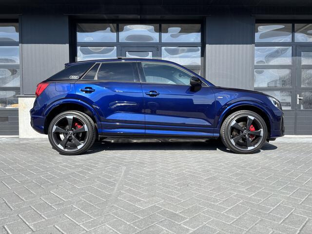 Audi Q2 35 TFSI S-Line Pano Navarra blauw