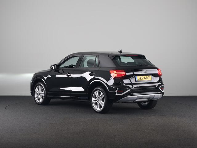 Audi Q2 35 TFSI Advanced edition 150pk | Adaptieve cruise controle | Parkeercamera | 17 inch Lichtmetalen velgen