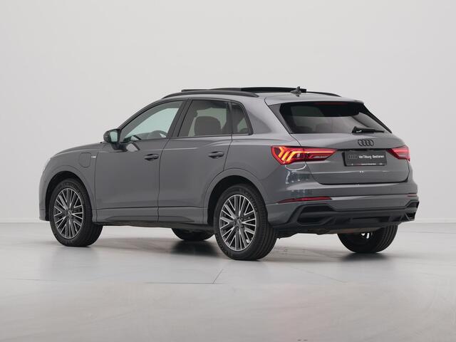 Audi Q3 45 TFSI e S edition Panorama B&O Camera Memory Navigatie