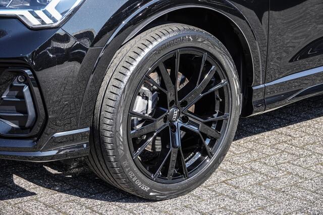 Audi Q3 45TFSI-e 245Pk S-Tronic | Plug In Hybrid | S-Line | Black optiek | Virtual Cocpit | Achteruitrijcamera | Panoramadak | 20'' | Mythoszwart