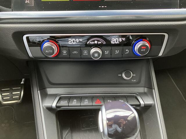 Audi Q3 Sportback 35 Tfsi 150pk S-tronic S Edition Competition · Camera · Panoramadak · Alarm · Park Assist · Apple/Android Car play · 19'' Inch · Garantie t/m 29-07-2028 of 100.000km