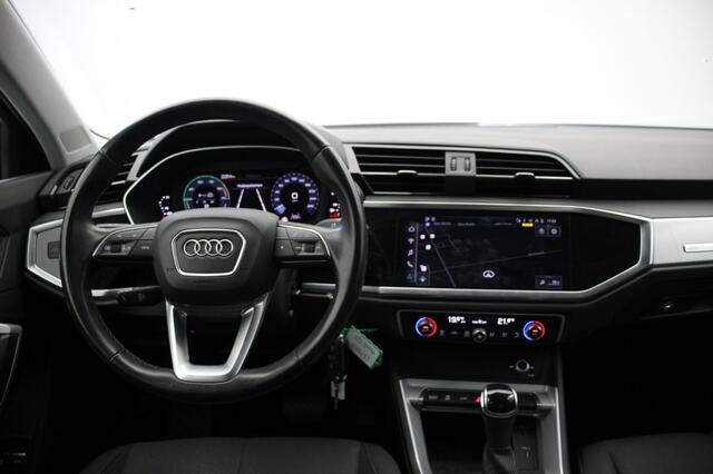 Audi Q3 45 TFSI e Business Edition Automaat - Carplay, Digital Cockpit