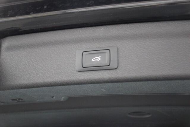Audi Q3 45 TFSI e Business Edition Automaat - Carplay, Digital Cockpit