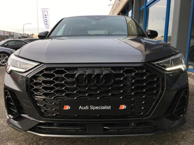 Audi Q3 Sportback 45 TFSIe 245 pk S-line Black Pano