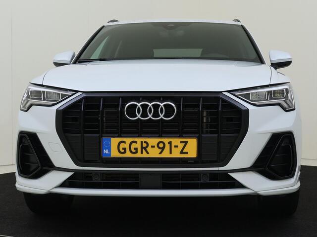 Audi Q3 35 TFSI S edition | Adaptieve cruise control | Navigatie | Keyless | Stoelverwarming | CarPlay | Parkeersensoren | LED Verlichting |