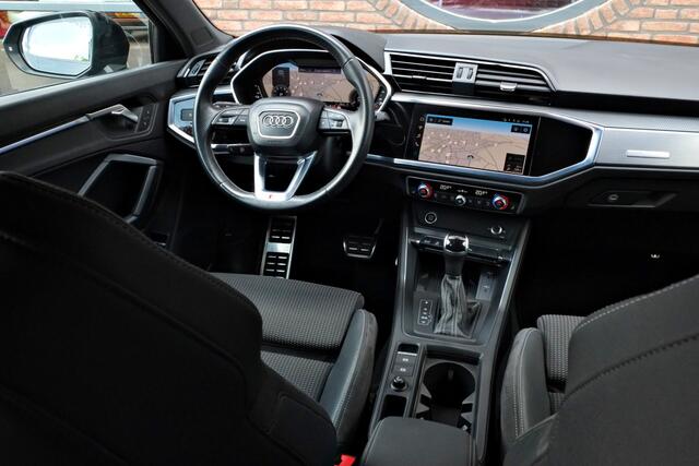 Audi Q3 Sportback 45 TFSI e S Edition Achteruitrijcamera, Keyless entry, Navigatie