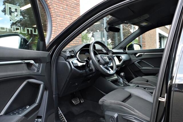 Audi Q3 Sportback 45 TFSI e S Edition Achteruitrijcamera, Keyless entry, Navigatie