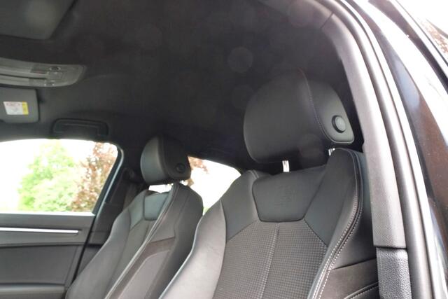 Audi Q3 Sportback 45 TFSI e S Edition Achteruitrijcamera, Keyless entry, Navigatie