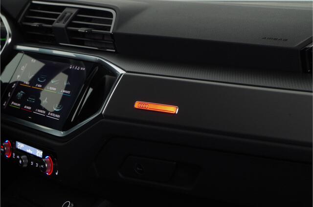 Audi Q3 Sportback 45 TFSI e S Edition > Full S line/245pk/Pano.schuif/Memory/Black pakket/Dew Silver...