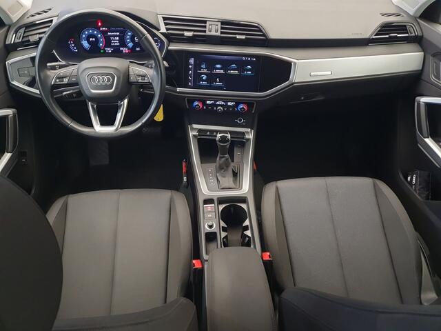 Audi Q3 35 TFSI 150pk Advanced S-Tronic Wegklapbare trekhaak, App connect