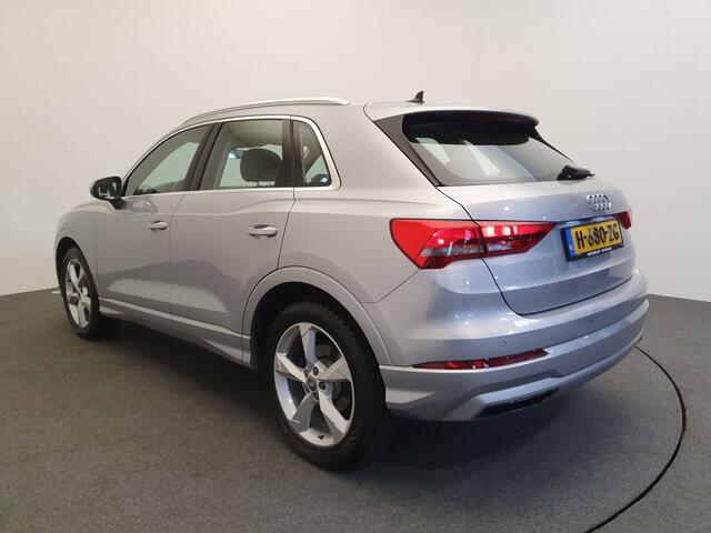 Audi Q3 35 TFSI 150pk Advanced S-Tronic Wegklapbare trekhaak, App connect