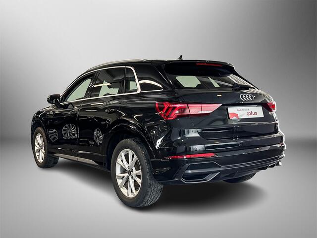 Audi Q3 45 245pk TFSI e S edition / Audi virtual cockpit / Adaptive cruise control / Parkeerhulp achter