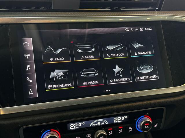 Audi Q3 45 245pk TFSI e S edition / Audi virtual cockpit / Adaptive cruise control / Parkeerhulp achter