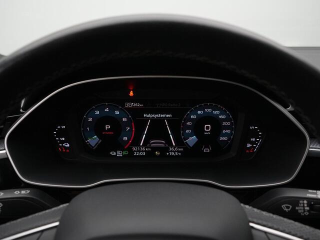 Audi Q3 Sportback 45 TFSI e 245 pk S-tronic S Edition / S-Line | Bang & Olufsen | Stoelverwarming | Parkeersensoren achter | Adaptive Cruise