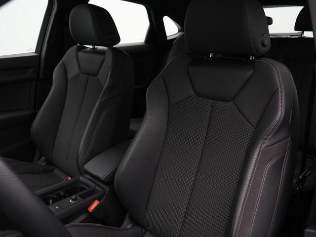 Audi Q3 Sportback 45 TFSI e 245 pk S-tronic S Edition / S-Line | Bang & Olufsen | Stoelverwarming | Parkeersensoren achter | Adaptive Cruise
