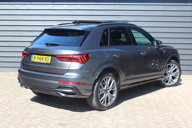 Audi Q3 35 TFSI S edition - PANODAK - BLACK OPTIC - TREKHAAK - CAMERA - ADAPT. CRUISE -