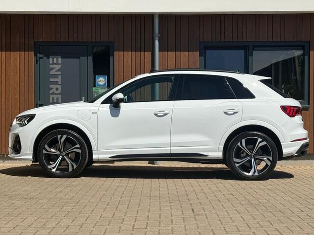 Audi Q3 45 TFSI E S-Line Pano ACC Sonos Stoelverw. Led Blindspot