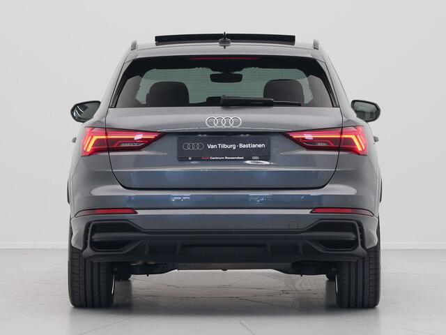 Audi Q3 45 TFSI e 245pk S edition S Line Panoramadak Trekhaak 20'' Lichtemetalen Velgen