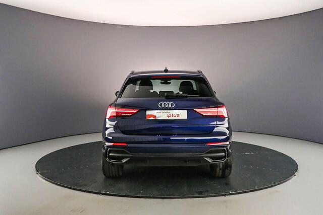 Audi Q3 45 TFSI e S edition 245 PK | Keyless | Carplay | Adapt. Cruise | 19 Inch | Stoelverwarming | S Line |
